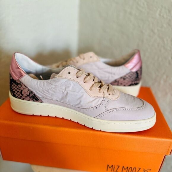 Miz Mooz Veronica Leather Sneaker Lightweight Lotus Metallica Size 9 Euro 39 NWT - Picture 12 of 17